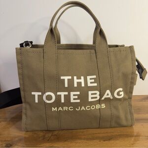 Marc Jacobs The Tote Bag in Olive Green with White Logo